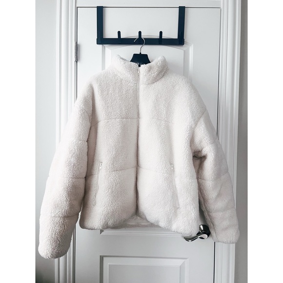 ALO Yoga Other - Men’s Alo Yoga Sherpa Stage Puffer